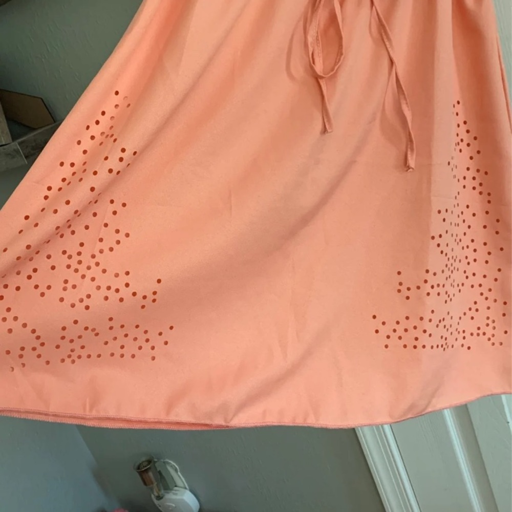 Dress - Picture 4 of 7